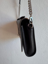Load image into Gallery viewer, Louis Vuitton - Taurillon Leather Lockme Short Handle Clutch- Black - S