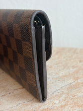 Load image into Gallery viewer, Louis Vuitton - Emilie Wallet - Damier Eban Coated Brown - S - RRP$945