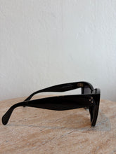 Load image into Gallery viewer, Celine - CL4004IN Black Frame Sunglasses w Tan Leather Case - Black - S -RRP$820