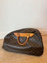 Load image into Gallery viewer, Louis Vuitton - Eole 50 Rolling Travel Bag - Monogram - L