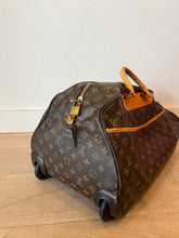 Load image into Gallery viewer, Louis Vuitton - Eole 50 Rolling Travel Bag - Monogram - L