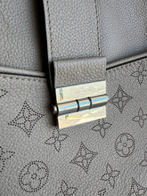 Load image into Gallery viewer, Louis Vuitton - Sevres Monogram Tote Bag - Taupe - S