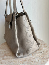 Load image into Gallery viewer, Louis Vuitton - Sevres Monogram Tote Bag - Taupe - S