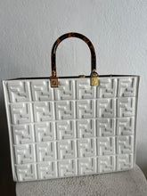 Load image into Gallery viewer, Fendi - Bag - Sunshine White Leather Shopper - M - RRP$5180