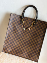 Load image into Gallery viewer, Louis Vuitton - Sac Plat Bag - Damier Ebene - M