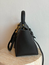 Load image into Gallery viewer, Celine - Belt Bag - Black - M