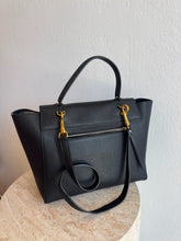 Load image into Gallery viewer, Celine - Belt Bag - Black - M