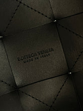Load image into Gallery viewer, Bottega Veneta - Cassette Bucket Leather Crossbody Bag - Brown - S