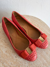 Load image into Gallery viewer, Salvatore Ferragamo - Python Ballet Flats w Bow - Coral - 39