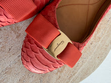 Load image into Gallery viewer, Salvatore Ferragamo - Python Ballet Flats w Bow - Coral - 39