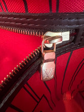 Load image into Gallery viewer, Louis Vuitton - Neverfull w Pochette Bag - Damier Ebene - MM - RRP$3200