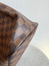 Load image into Gallery viewer, Louis Vuitton - Neverfull w Pochette Bag - Damier Ebene - MM - RRP$3200