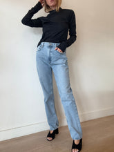 Load image into Gallery viewer, Agolde - Straight Jeans - Mid Denim - 28
