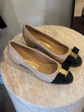Load image into Gallery viewer, Salvatore Ferragamo - Quilted Vara Pump - Beige/Black  - 5.5 - RRP $1495 - Brand New
