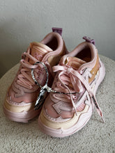 Load image into Gallery viewer, Off White -  ODSY-1000 Sneaker - Pink - 35.- New - RRP$1,200
