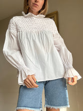 Load image into Gallery viewer, Marlette blouse - Size XS
