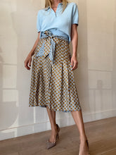 Load image into Gallery viewer, Easton Pearson - Pleated Geo Print Skirt - Brown/Blue - 12
