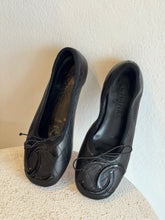 Load image into Gallery viewer, Chanel - Logo Ballet Shoes - Black - 37
