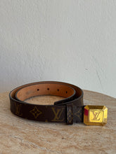 Load image into Gallery viewer, Louis Vuitton - Canvas Cabochon Logo Belt - Monogram - 80/32
