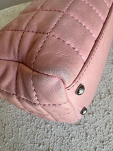Load image into Gallery viewer, Chanel - Square Quilted Pochette  - Bag - Pink
