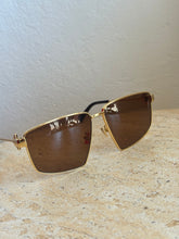Load image into Gallery viewer, Bottega Veneta - Pilot Navigator Sunglasses - Gold - O/S - RRP $675
