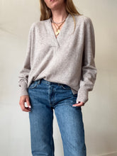 Load image into Gallery viewer, Reisss - Cashmere V Neck Sweater - Oatmeal - L - NWT - RRP$$315
