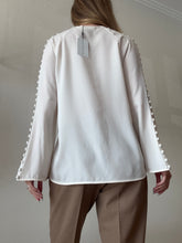 Load image into Gallery viewer, Zimmermann - Key Hole Button Detail LS Blouse - White - 1
