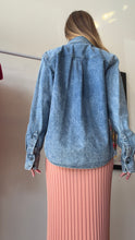 Load image into Gallery viewer, Etoile - LS Classic Acid Wash Shirt - Denim - 40
