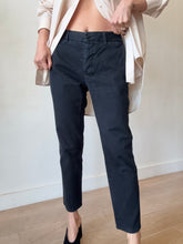 Load image into Gallery viewer, Ami - Chino Pants - Black - Medium
