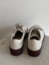 Load image into Gallery viewer, Arida - Sneakers - Ivory w Burgundy Sole - 38
