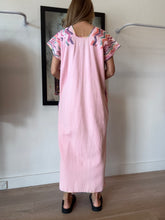 Load image into Gallery viewer, Pippa Holt - Kaftan w belt - Pink - OS - RRP$1,587
