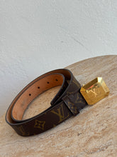 Load image into Gallery viewer, Louis Vuitton - Canvas Cabochon Logo Belt - Monogram - 80/32
