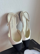 Load image into Gallery viewer, Chanel - Slingback Fabric Flats - Metalic White - 37C
