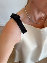 Load image into Gallery viewer, Harris Tapper - Lise Bow Detail Top - Ivory - 8
