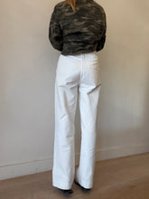 Load image into Gallery viewer, Rabens Saloner - Wide Leg Jeans - White - 8
