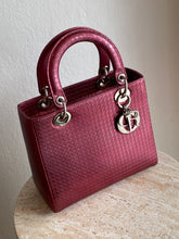 Load image into Gallery viewer, Dior - Lady Dior Bag - Metallic Pink - M
