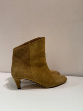 Load image into Gallery viewer, Isabel Marant - Dripi Suede Ankle Boots - sand - 38 - RRP$1,050
