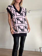 Load image into Gallery viewer, WE11DONE -Printed V Neck Sweater Knitwear - Pink - S
