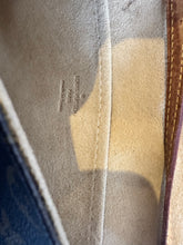 Load image into Gallery viewer, Louis Vuitton - Monogram Canvas Twin GM Pochette - Bag - S
