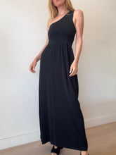Load image into Gallery viewer, Matteau - One Shoulder Ribbed Maxi Dress - Black - 8
