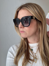 Load image into Gallery viewer, Gucci - Sunglasses - Black Grey Gradient - S
