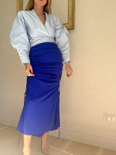 Load image into Gallery viewer, Ellery - Silk gathered midi skirt - Size 8
