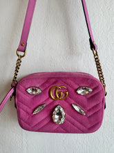 Load image into Gallery viewer, Gucci - GG Marmont Crystal Embellished Matelasse Velvet Crossbody Bag - Pink - S
