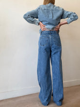 Load image into Gallery viewer, Elka Collective - Wide Leg Jeans - Mid Denim - 8
