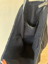 Load image into Gallery viewer, Victoria Beckham - Sunday Leather Tote Bag - Black - M
