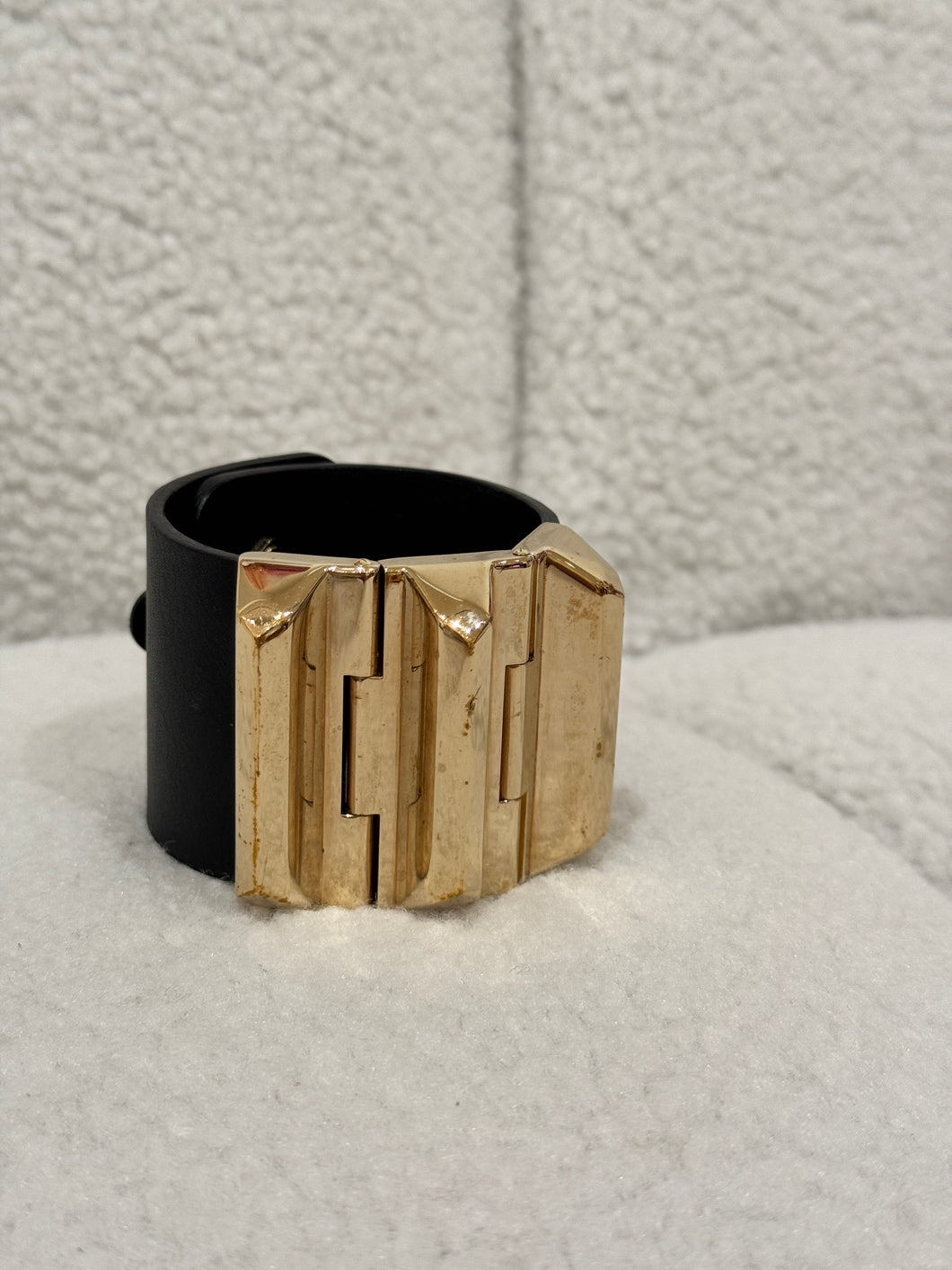 Gucci - Leather Bracelet - Black w gold detail - 16 - w box