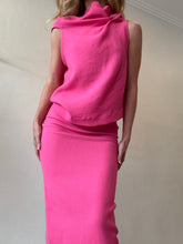 Load image into Gallery viewer, Roland Mouret - Eugene Open Back Wool Crepe Top &amp; Zip Pencil Set - Pink - 4US/8
