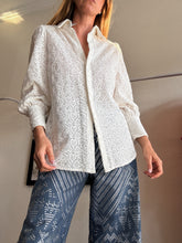 Load image into Gallery viewer, Rebecca Vallance - Lace LS Shirt - Ivory - 14
