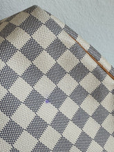 Load image into Gallery viewer, Louis Vuitton - Speedy 30 Tote - Damier Azur - 30 - RRP$3,050 w box
