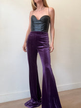 Load image into Gallery viewer, Alex Perry - Zander Velvet Flared Pants - Plum - 10 - bnwt -
